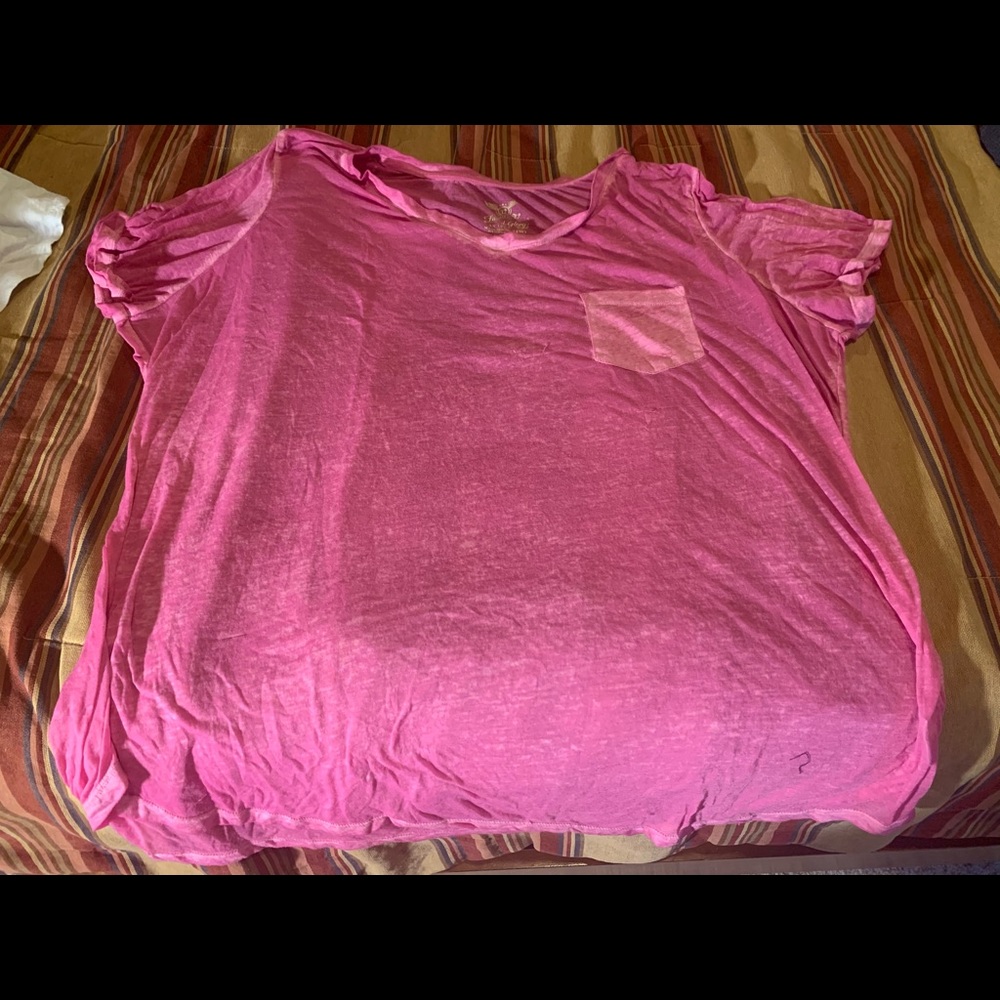 See through pocket T-shirt